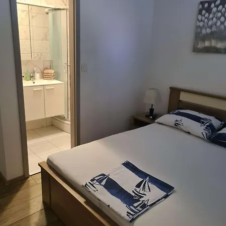 By The Sea Kastel Luksic, - 22651 Apartament *
