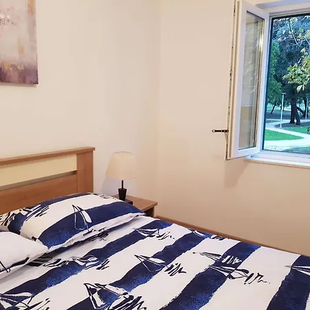 By The Sea Kastel Luksic, - 22651 Apartament *