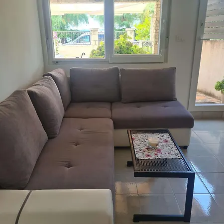 By The Sea Kastel Luksic, - 22651 *