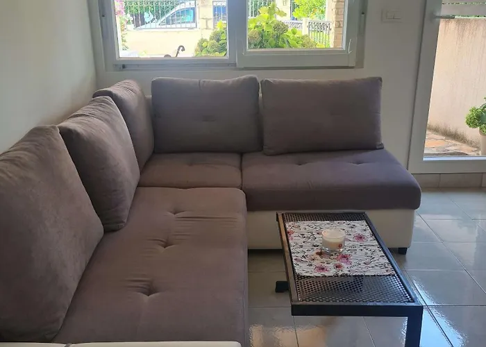 By The Sea Kastel Luksic, - 22651 *