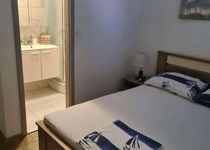 By The Sea Kastel Luksic, - 22651 Appartamento *