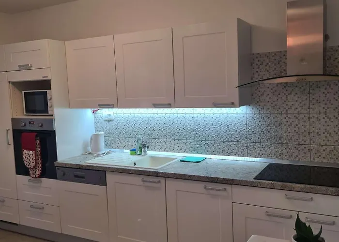 Appartamento By The Sea Kastel Luksic, - 22651