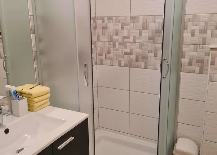 By The Sea Kastel Luksic, - 22651 *