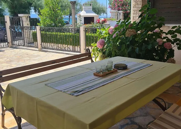 By The Sea Kastel Luksic, - 22651 Appartamento